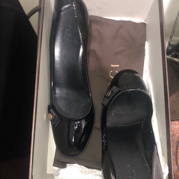 GUCCI - Picture 4 of 5